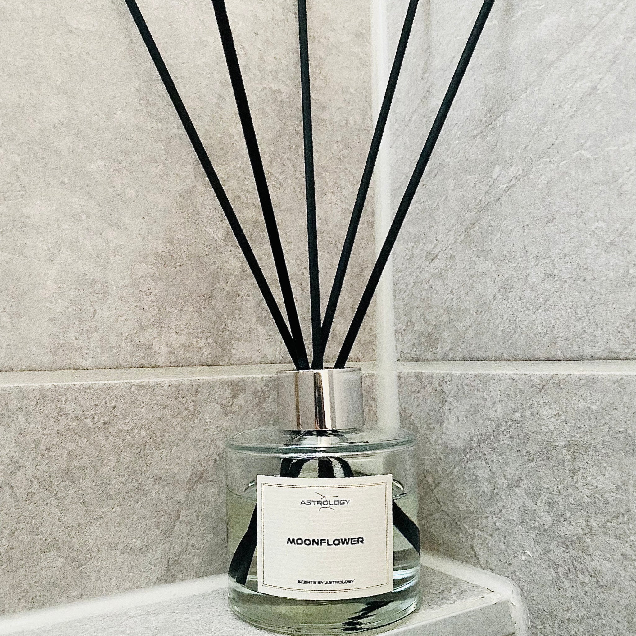 Reed Diffuser- Moonflower